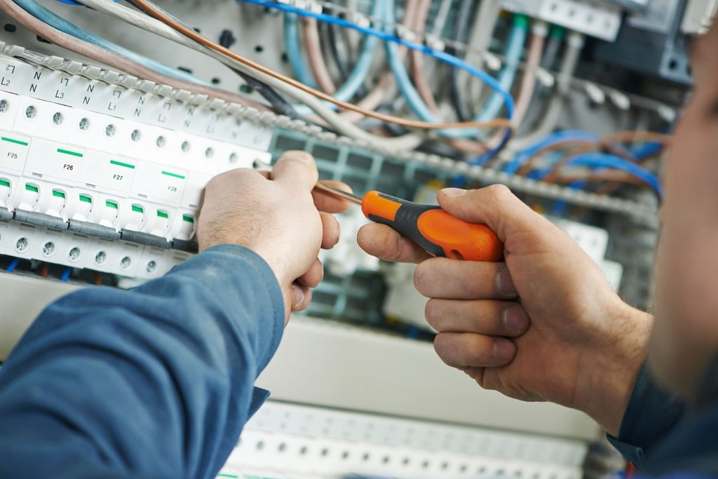 commercial-electrical-contractors-toronto